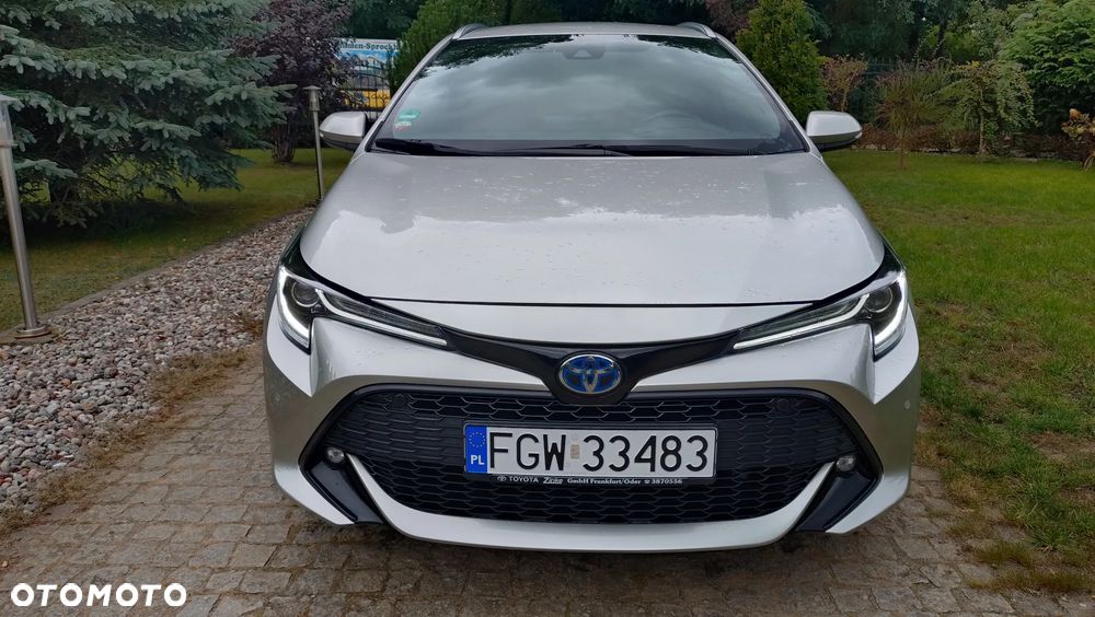 Toyota Corolla 2.0 Hybrid Team Deutschland - 3
