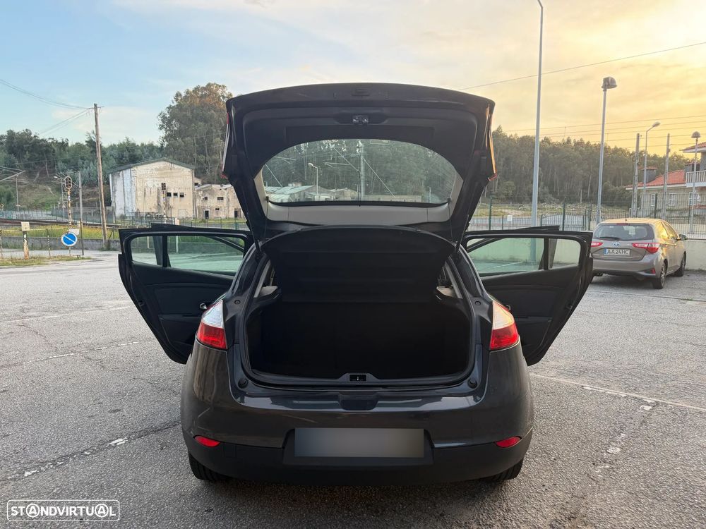 Renault Mégane 1.5 dCi Confort - 12