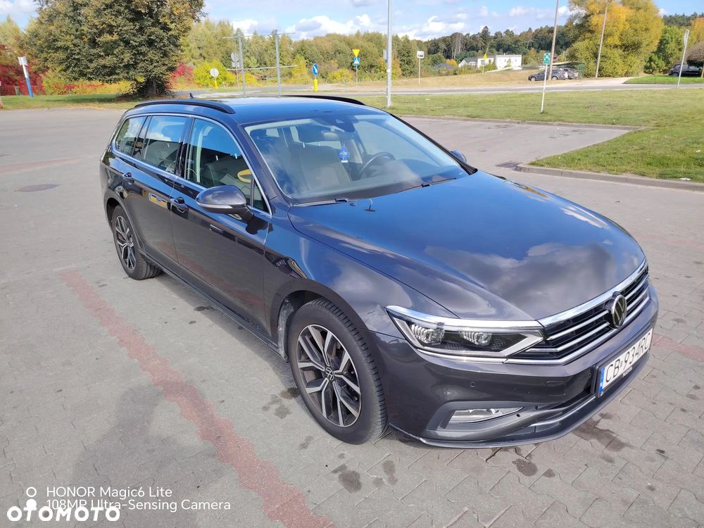 Volkswagen Passat - 6