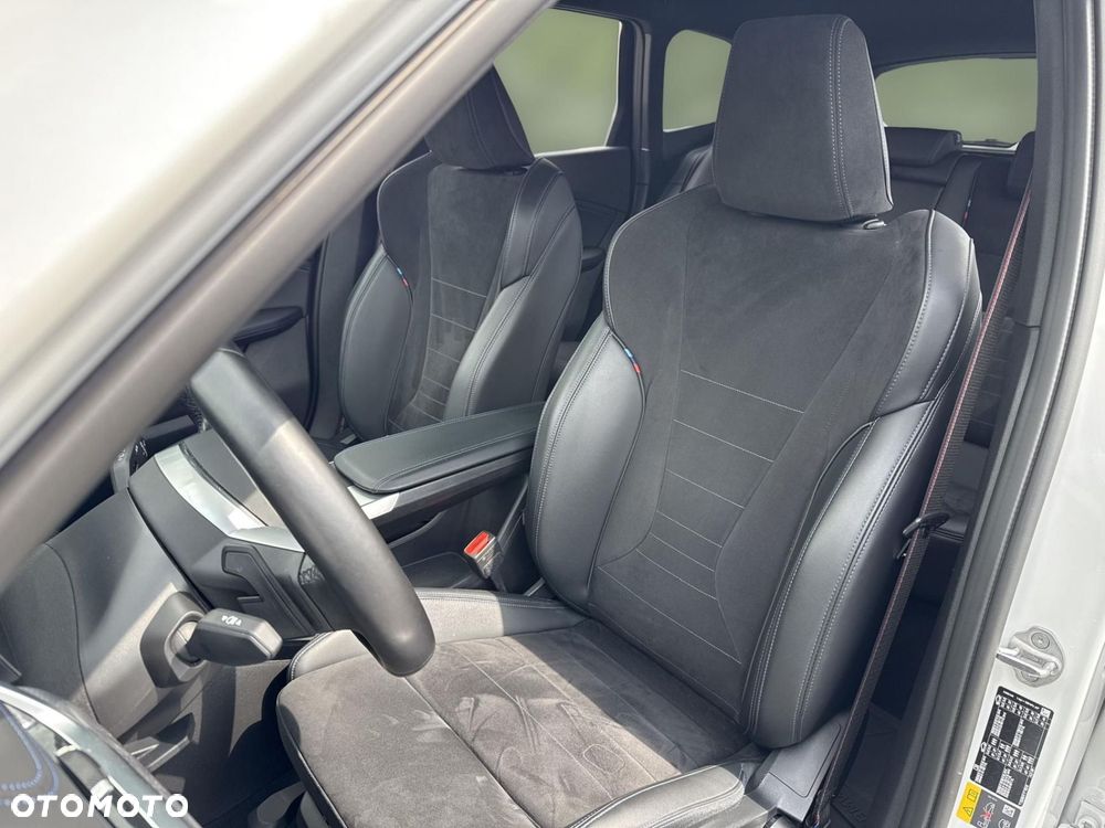 BMW iX1 - 8
