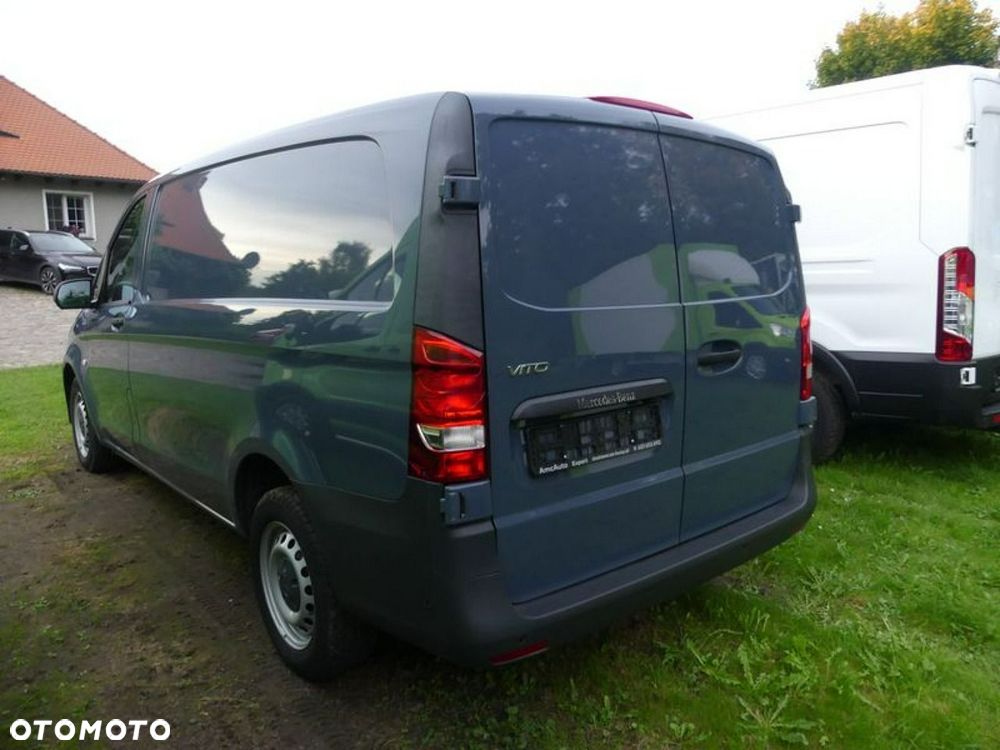 Mercedes-Benz Vito - 21