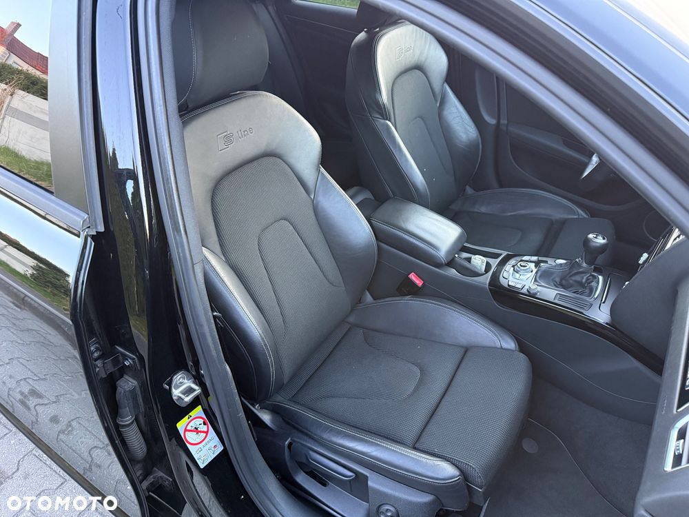 Audi A4 Avant 2.0 TDI DPF quattro S line Sportpaket - 11