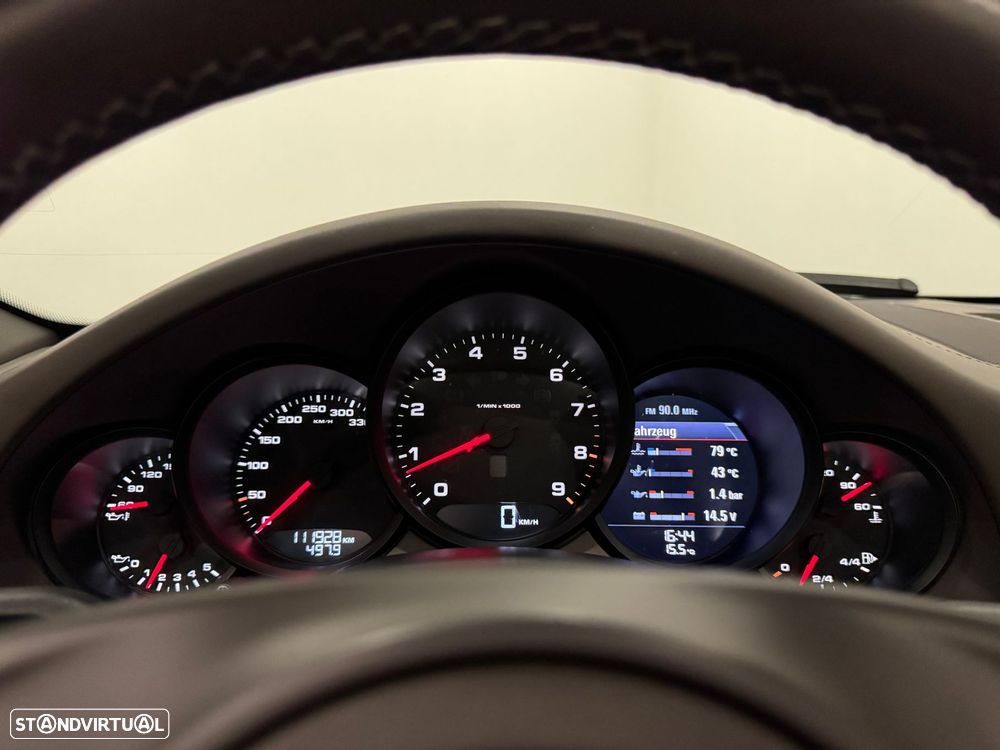 Porsche 911 (991) Carrera 2 - 47