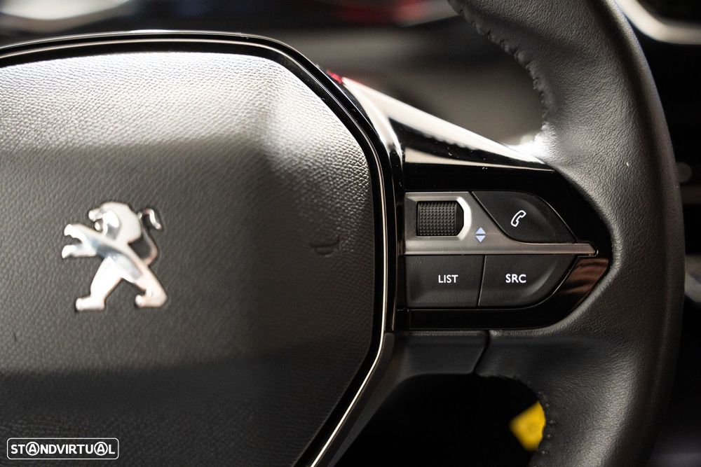 Peugeot 2008 1.2 PureTech Active - 16