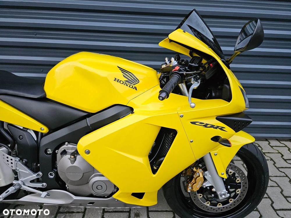 Honda CBR - 15