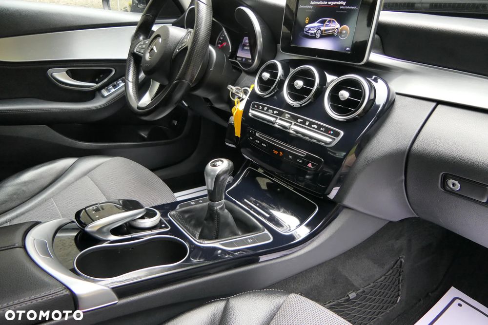 Mercedes-Benz Klasa C 180 (BlueEFFICIENCY) - 18