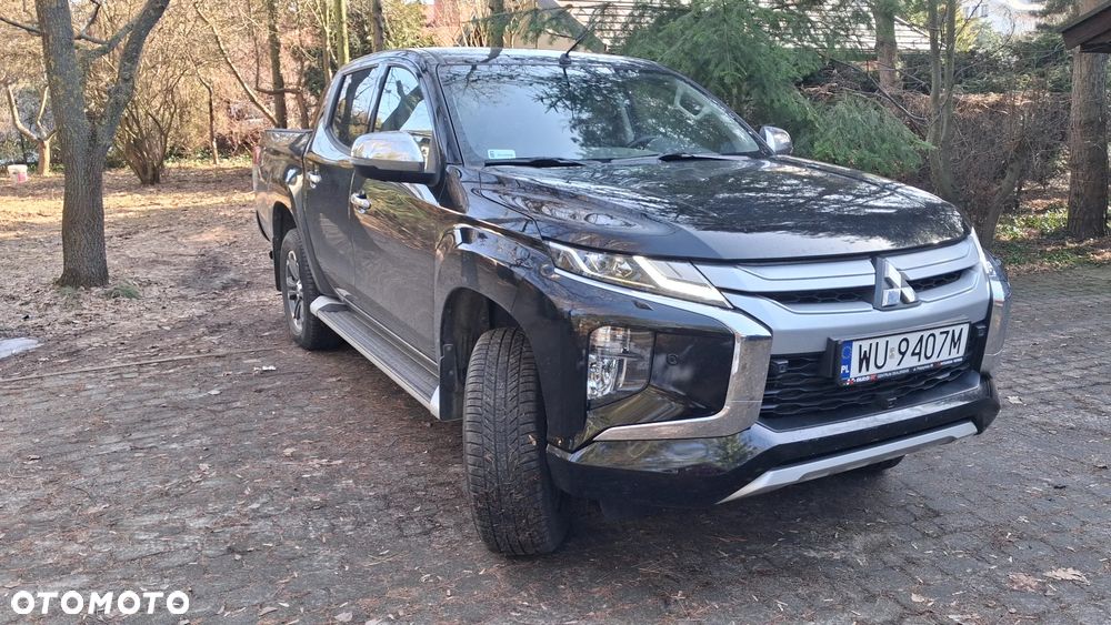 Mitsubishi L200 2.2 d DC Instyle Plus - 2