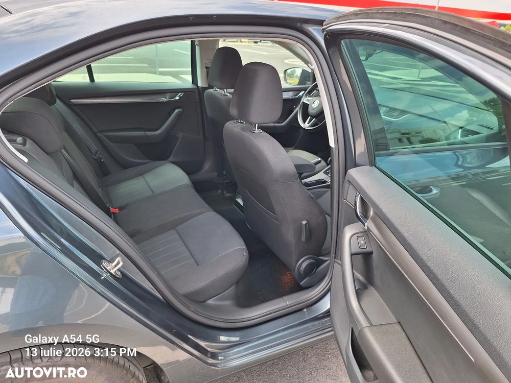 Skoda Octavia 2.0 TDI DSG Style - 13