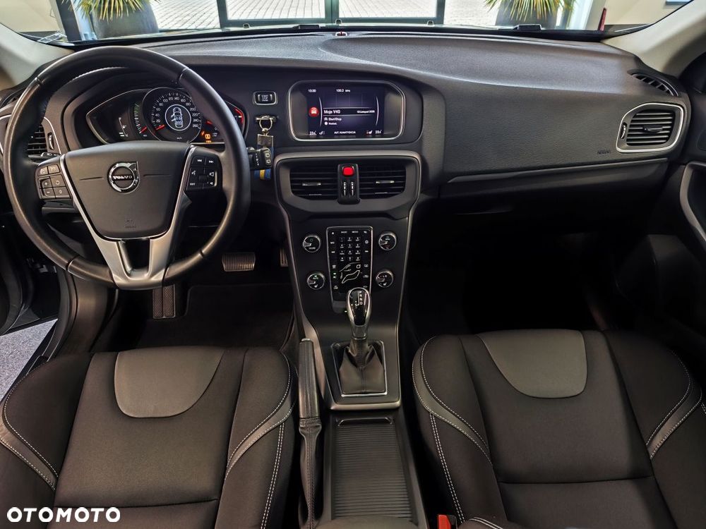 Volvo V40 D2 Drive-E SCR Momentum - 9