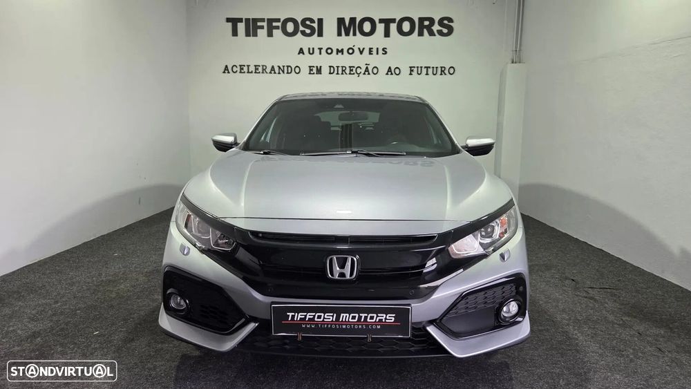Honda Civic 1.0 i-VTEC Elegance Navi CVT - 3