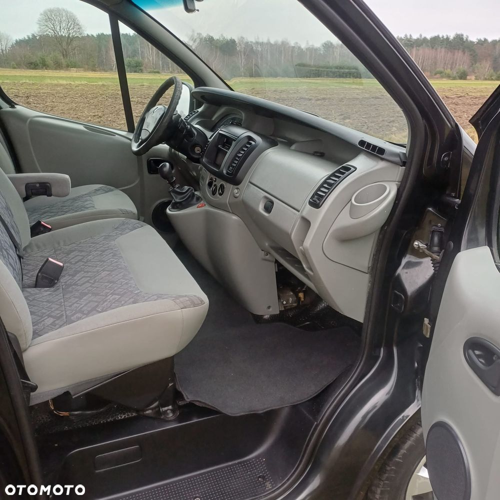 Renault Trafic - 9
