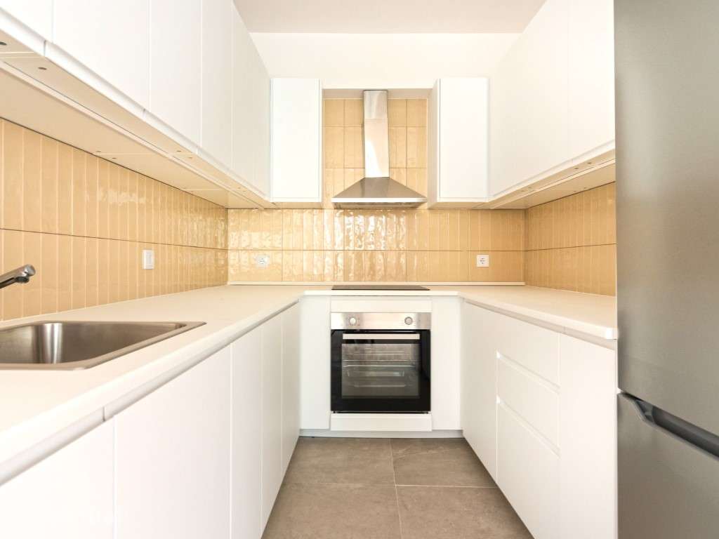 Apartamento T2, junto à Avenida da Liberdade - Grande imagem: 3/16