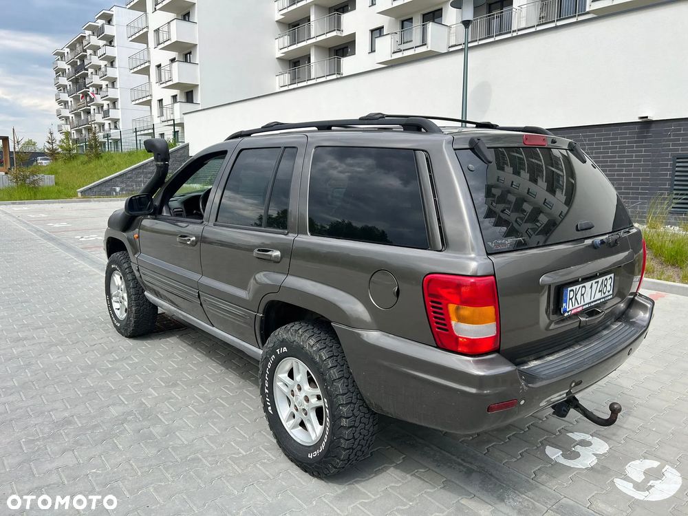 Jeep Grand Cherokee 4.0 Laredo - 14