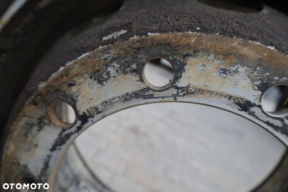 Koła, koło felgi 22,5 opony 295/80 R22.5 - 17
