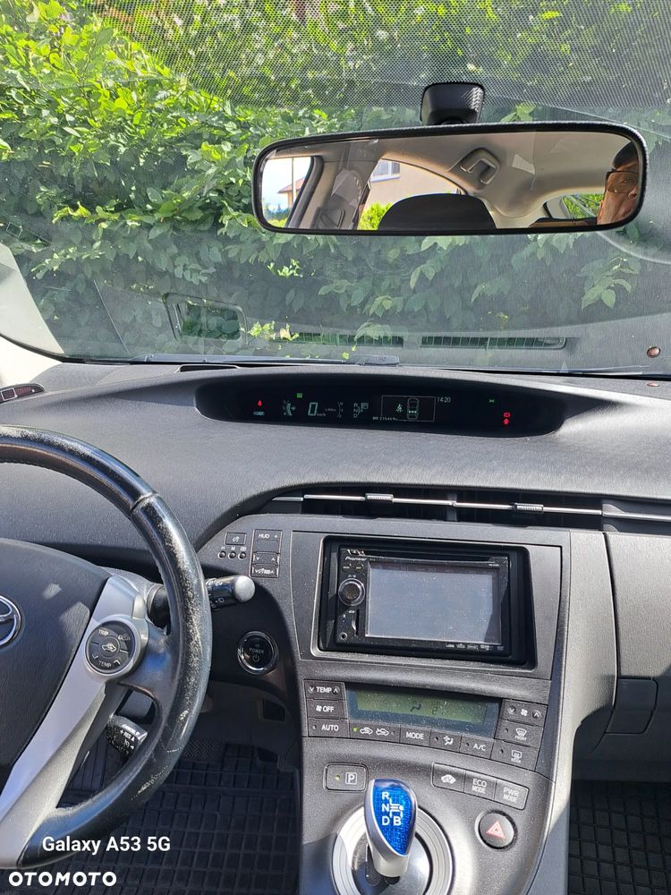 Toyota Prius - 10