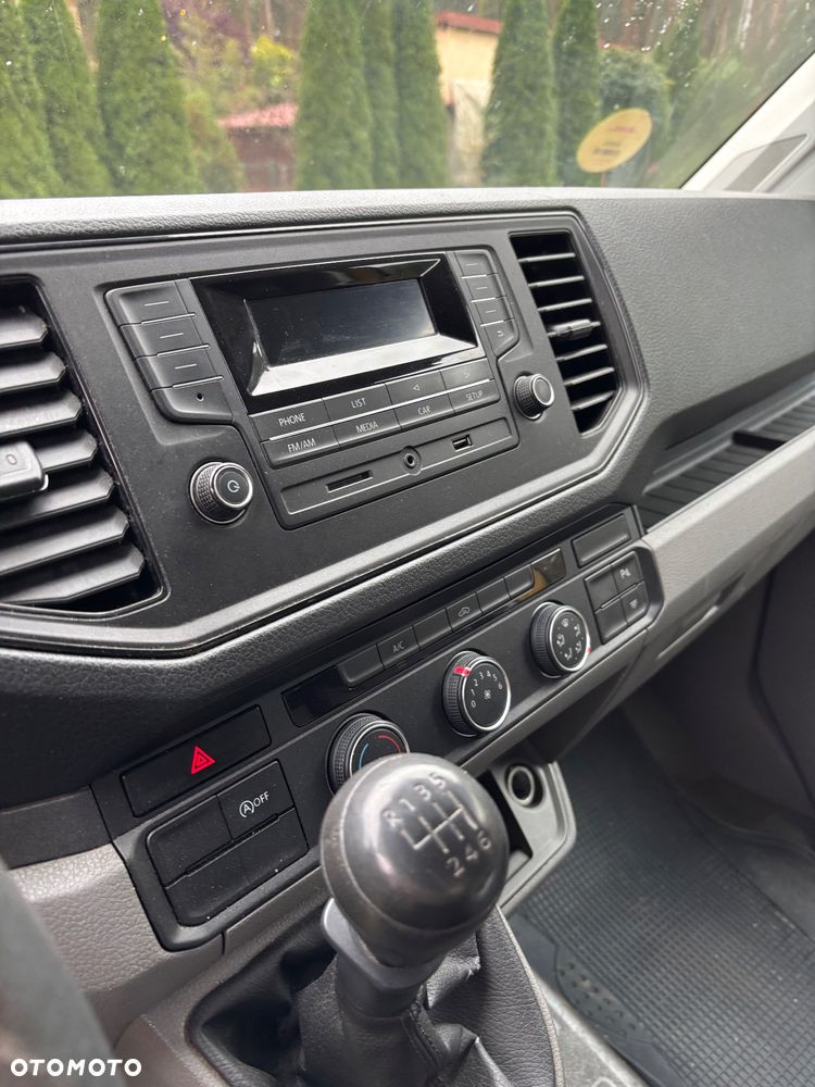 Volkswagen Crafter - 11