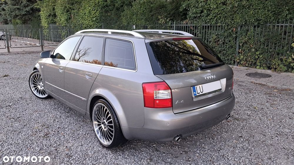 Audi A4 Avant - 6