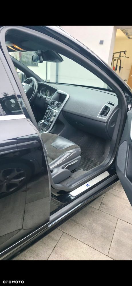 Volvo XC 60 D4 Drive-E Momentum - 6