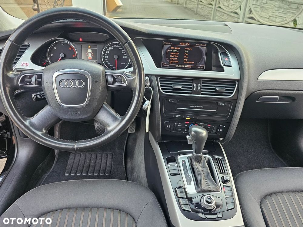 Audi A4 Avant 2.0 TDI DPF multitronic Ambiente - 23