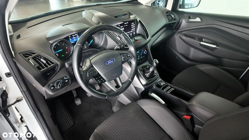 Ford C-MAX - 10