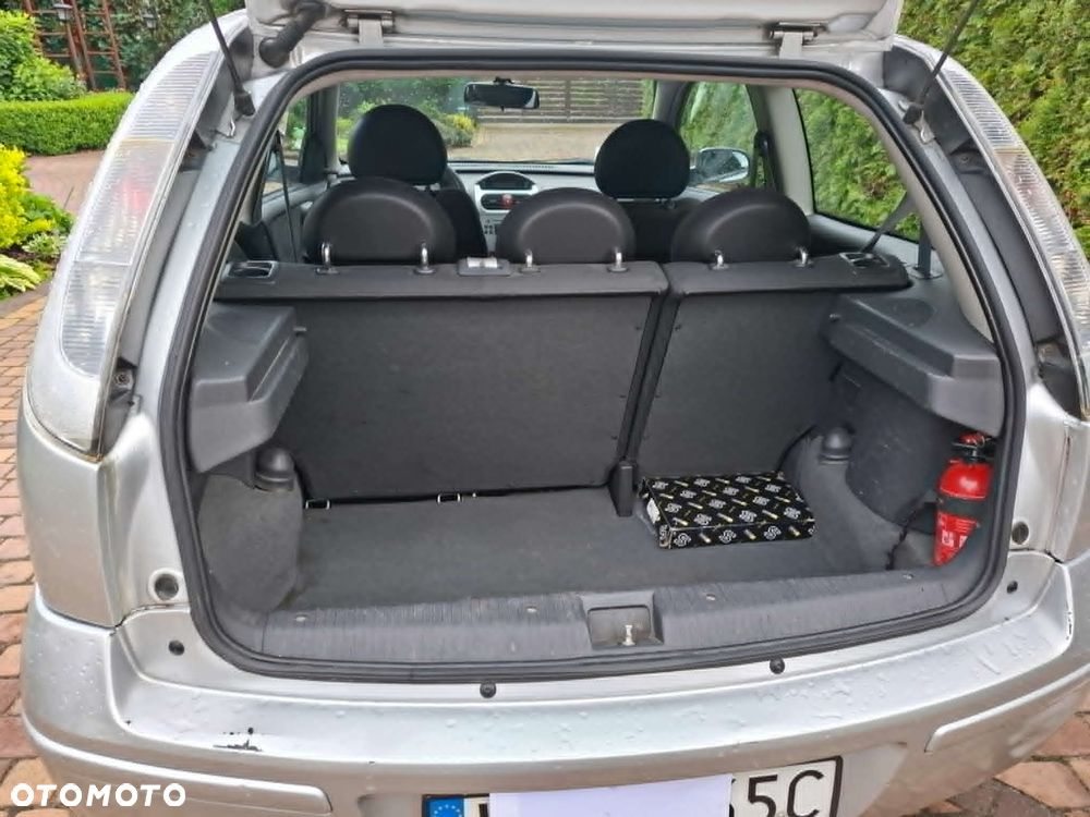 Opel Corsa 1.2 16V Enjoy - 8