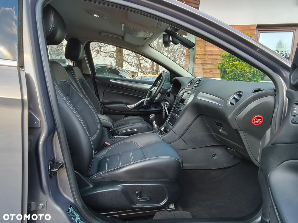 Ford Mondeo 2.0 TDCi Titanium - 28