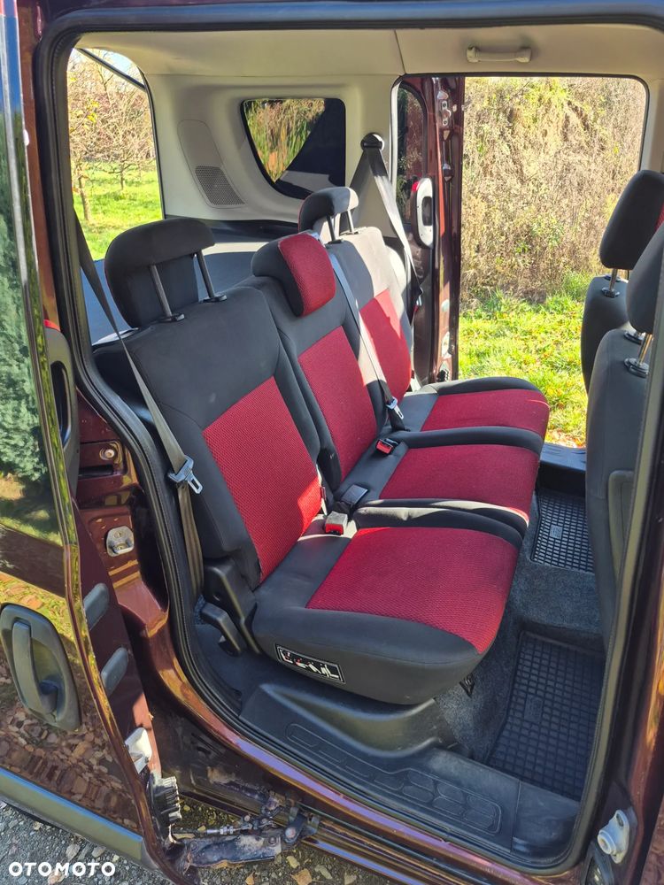 Fiat Doblo 2.0 Multijet 16V Emotion - 9