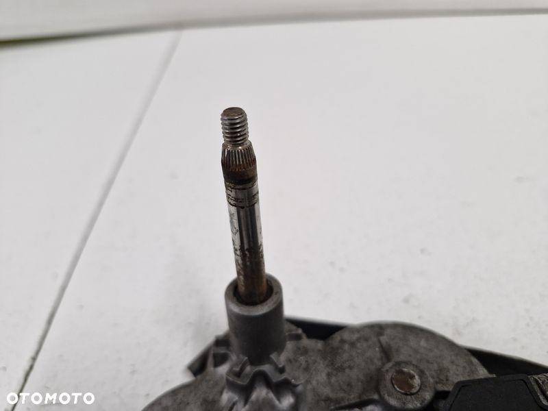 toyota rav4 iii 3 silniczek wycieraczki tył tylny 85130-42060 - 2