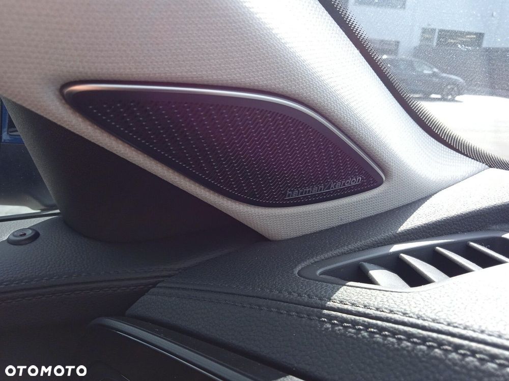 Volkswagen Passat - 19