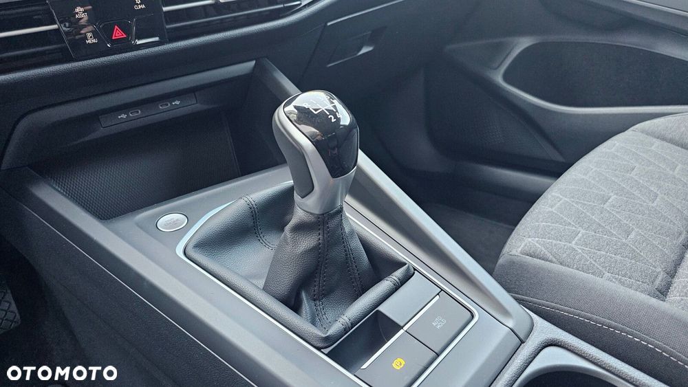 Volkswagen Golf Variant - 33