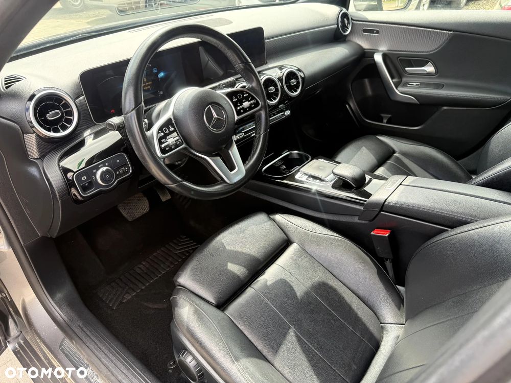Mercedes-Benz Klasa A 220 7G-DCT Edition 1 - 12