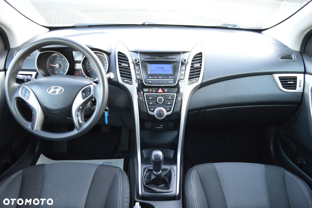 Hyundai i30 1.6 CRDi BlueDrive Classic + - 16