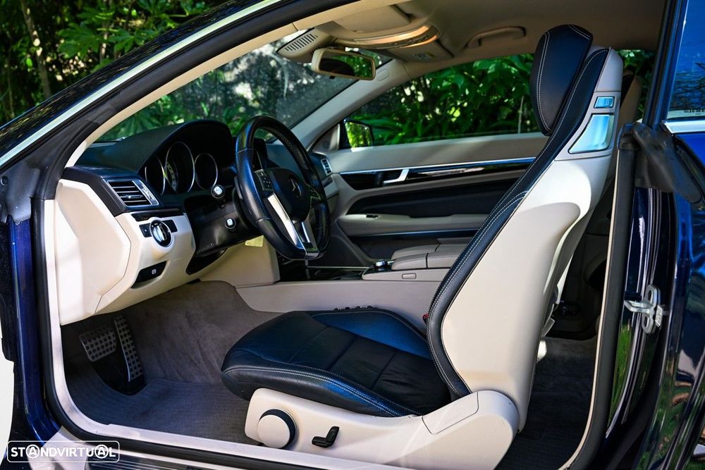 Mercedes-Benz E 200 - 26