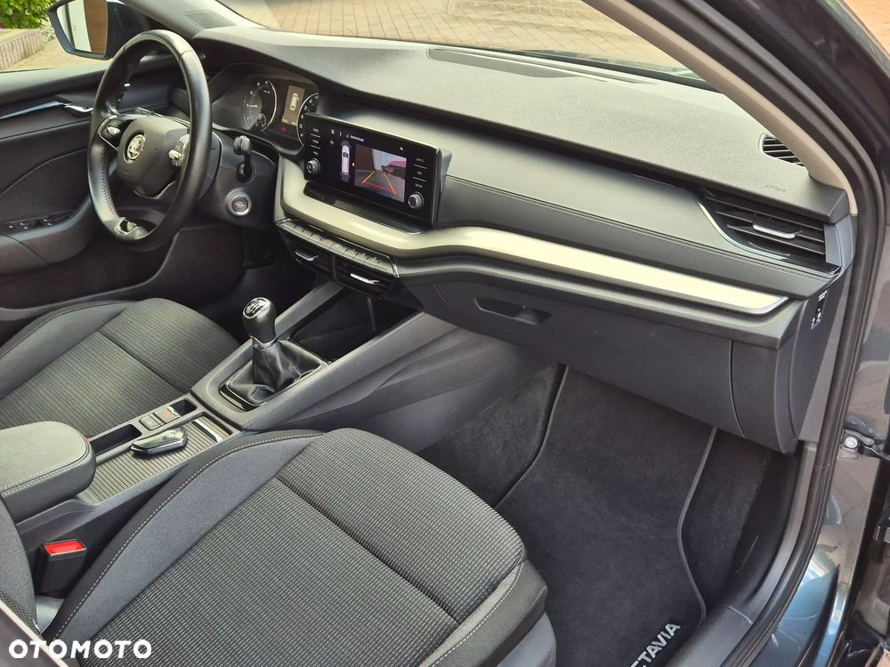 Skoda Octavia 1.5 TSI ACT Ambition - 15