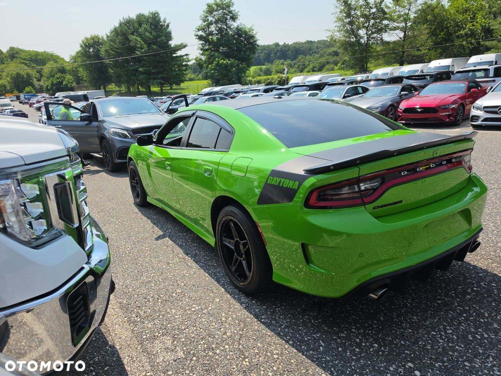 Dodge Charger - 3