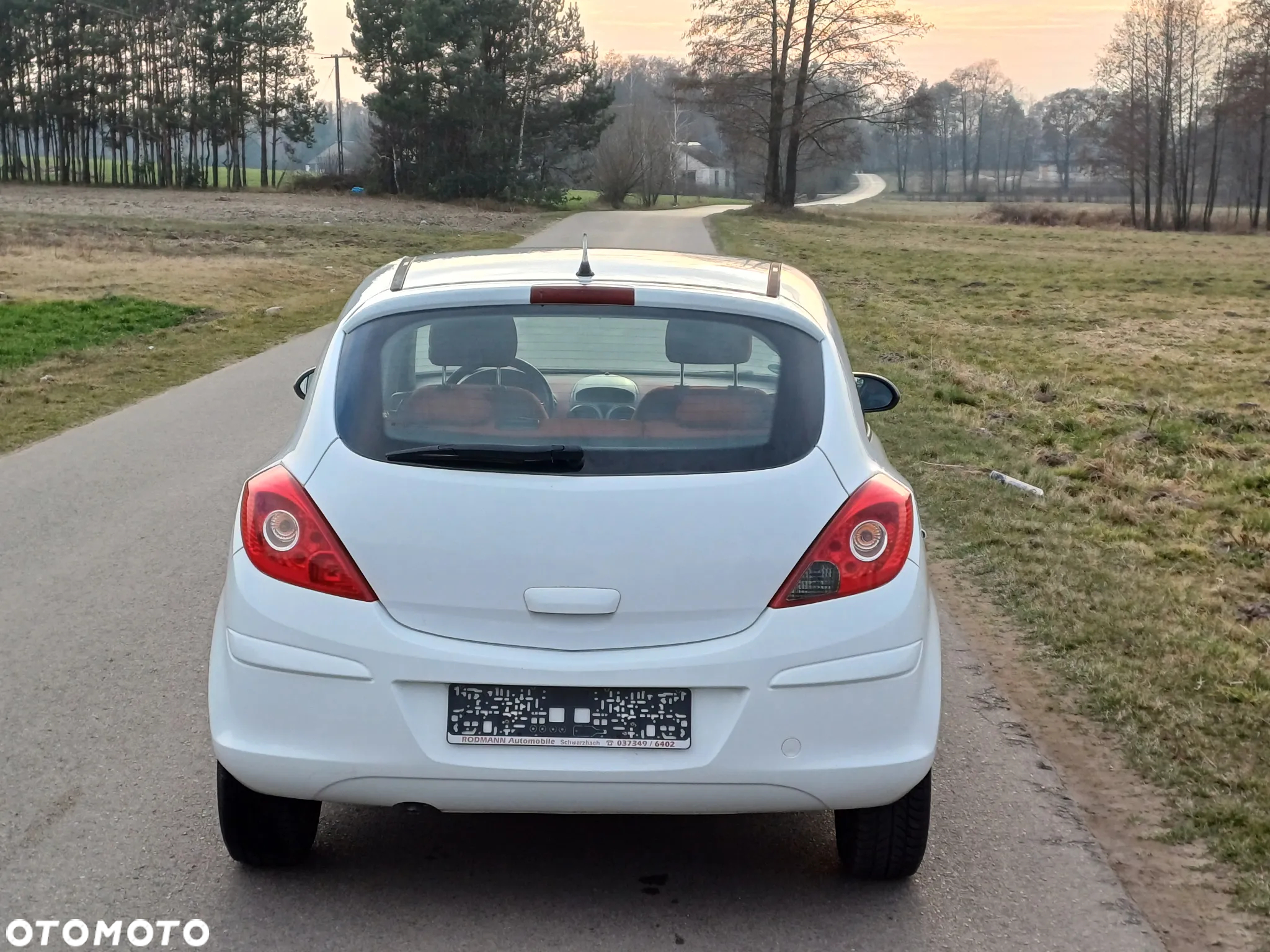 Opel Corsa 1.2 16V Cosmo - 8