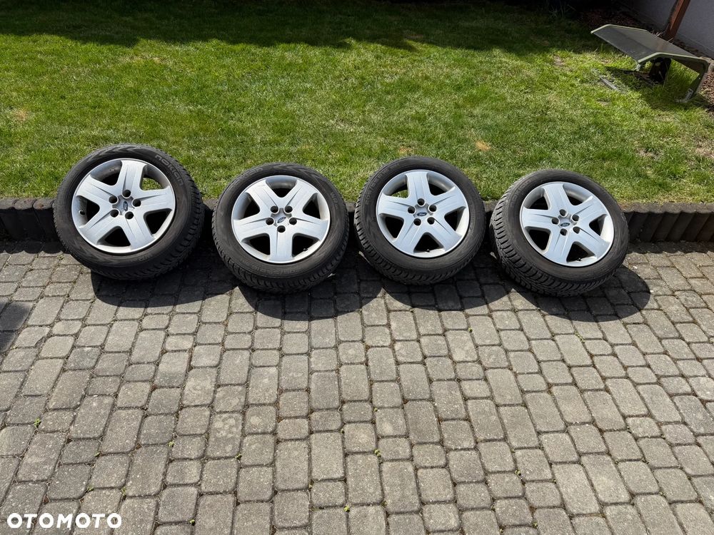 Ford Focus 2.0 Titanium - 28