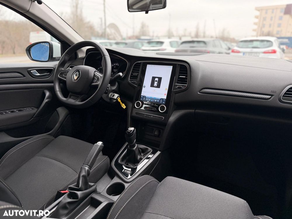 Renault Megane TCe Business - 5