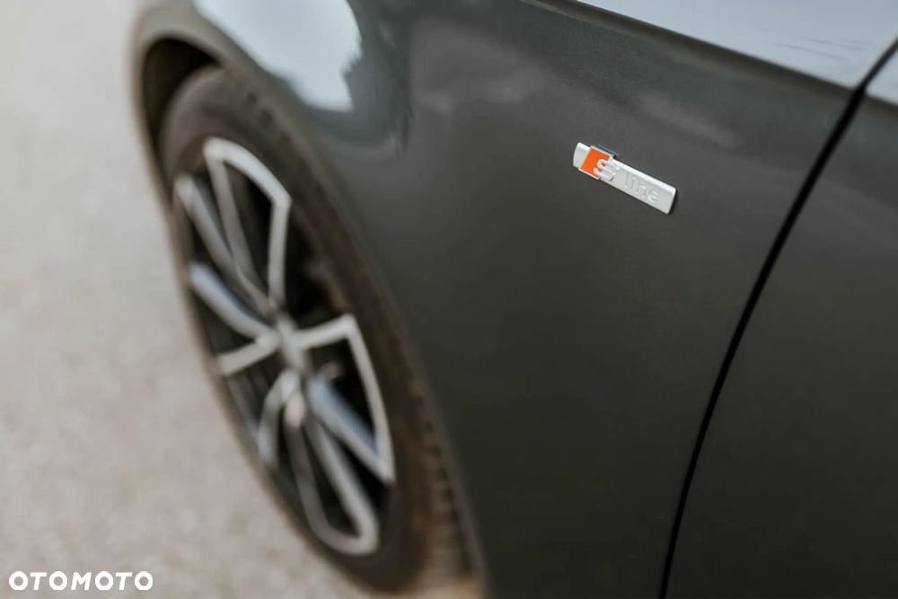 Audi A4 Avant 2.0 TDI - 6