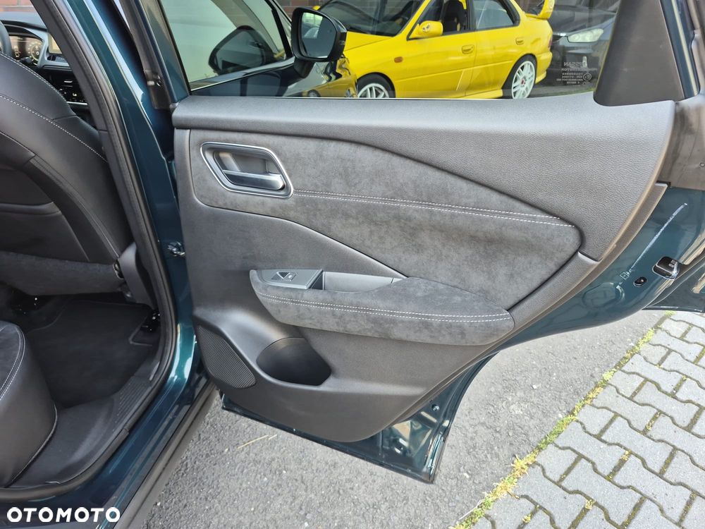 Nissan Qashqai 1.3 DIG-T DCT TEKNA+ - 28