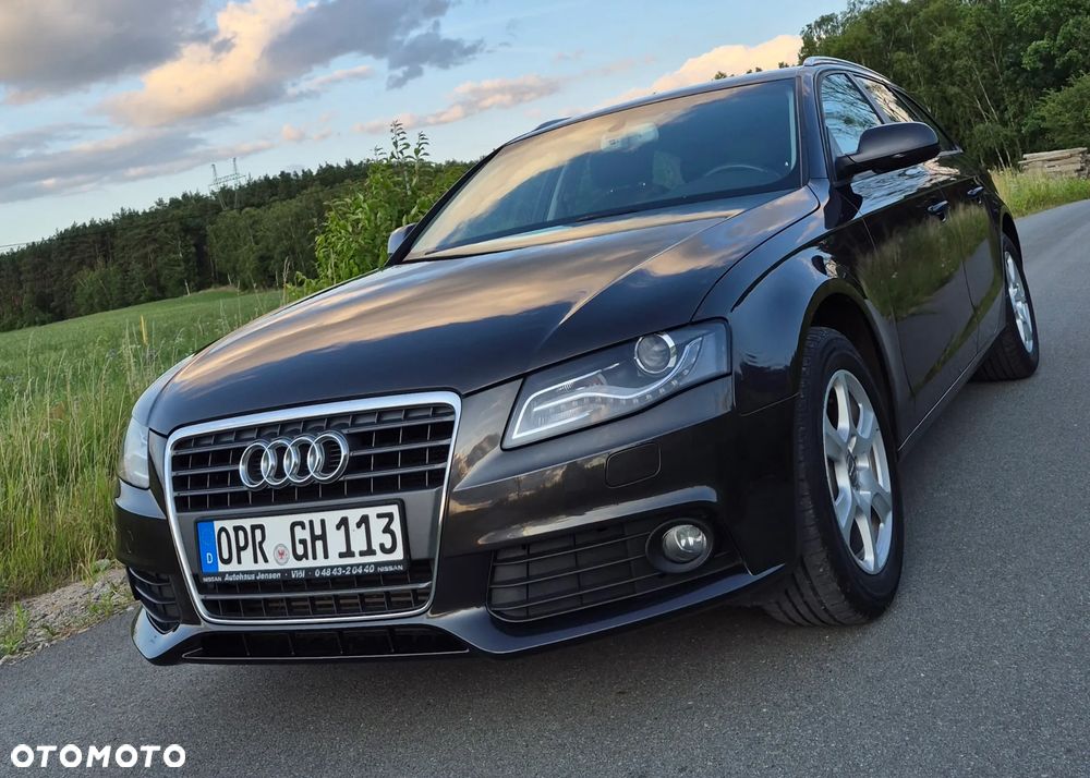 Audi A4 Avant - 10