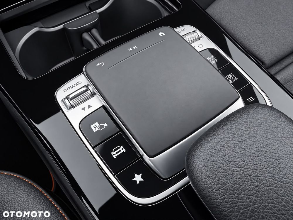 Mercedes-Benz CLA 250 4Matic 8G-DCT Edition AMG Line - 27