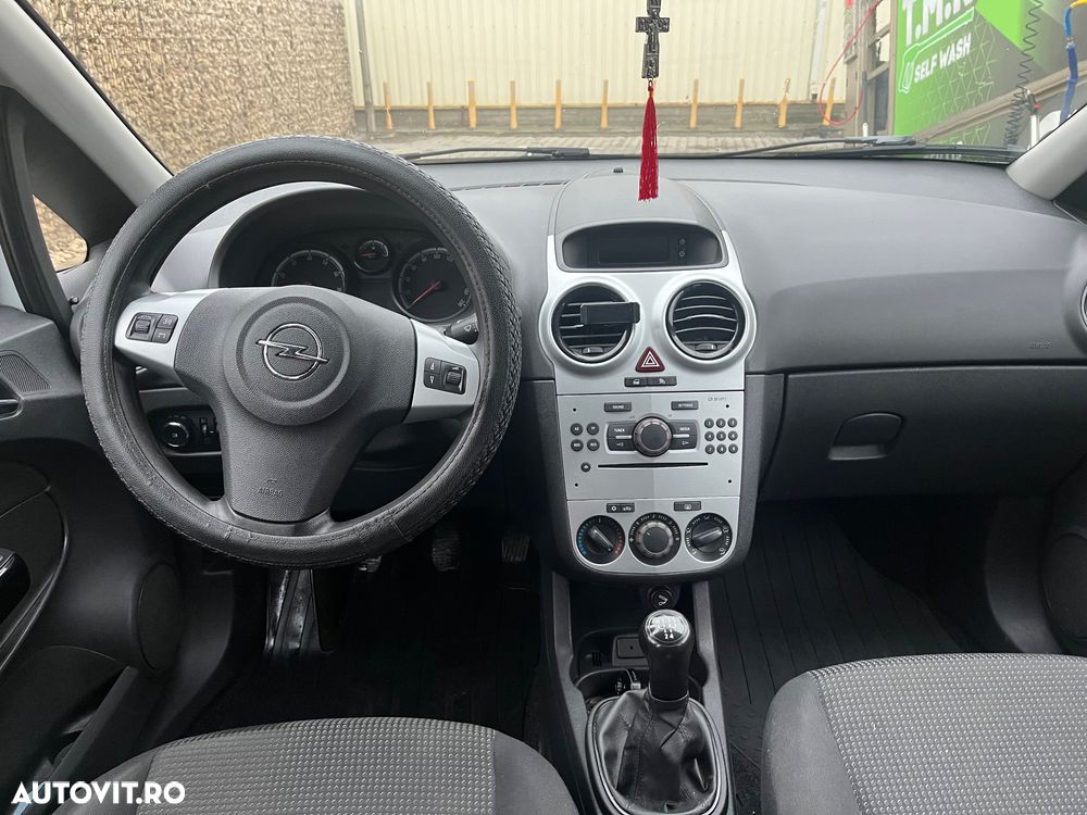 Opel Corsa 1.2 Enjoy - 5