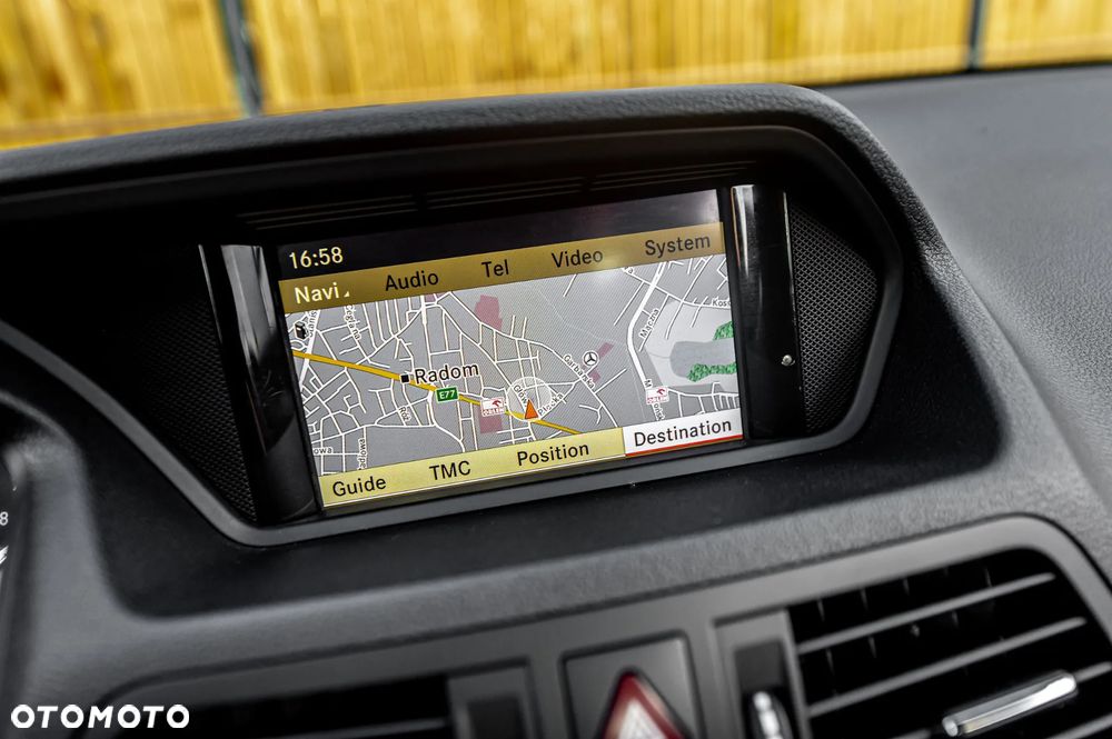 Mercedes-Benz Klasa E 350 CGI BlueEFFICIENCY 7G-TRONIC Avantgarde - 33