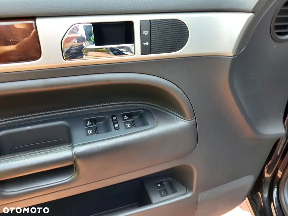 Volkswagen Touareg 4.2 V8 FSI Tiptr - 22