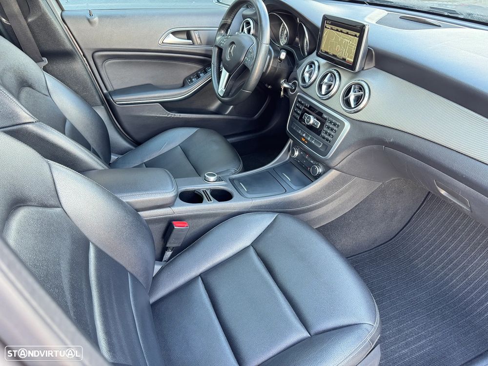 Mercedes-Benz GLA 220 CDI Style - 22