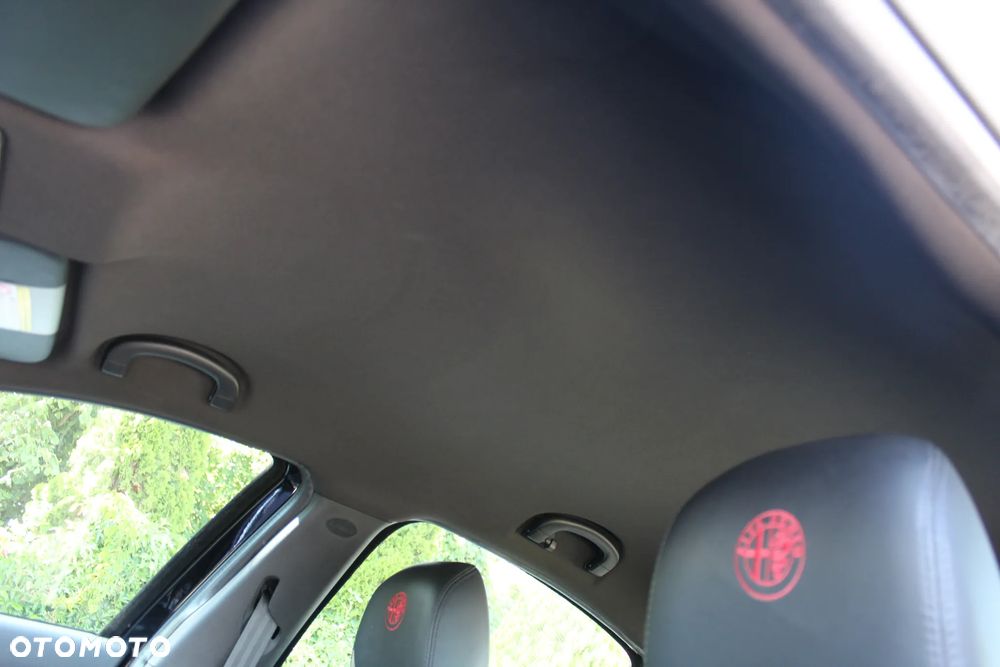 Alfa Romeo Giulietta 1.4 TB 16V Sport - 16