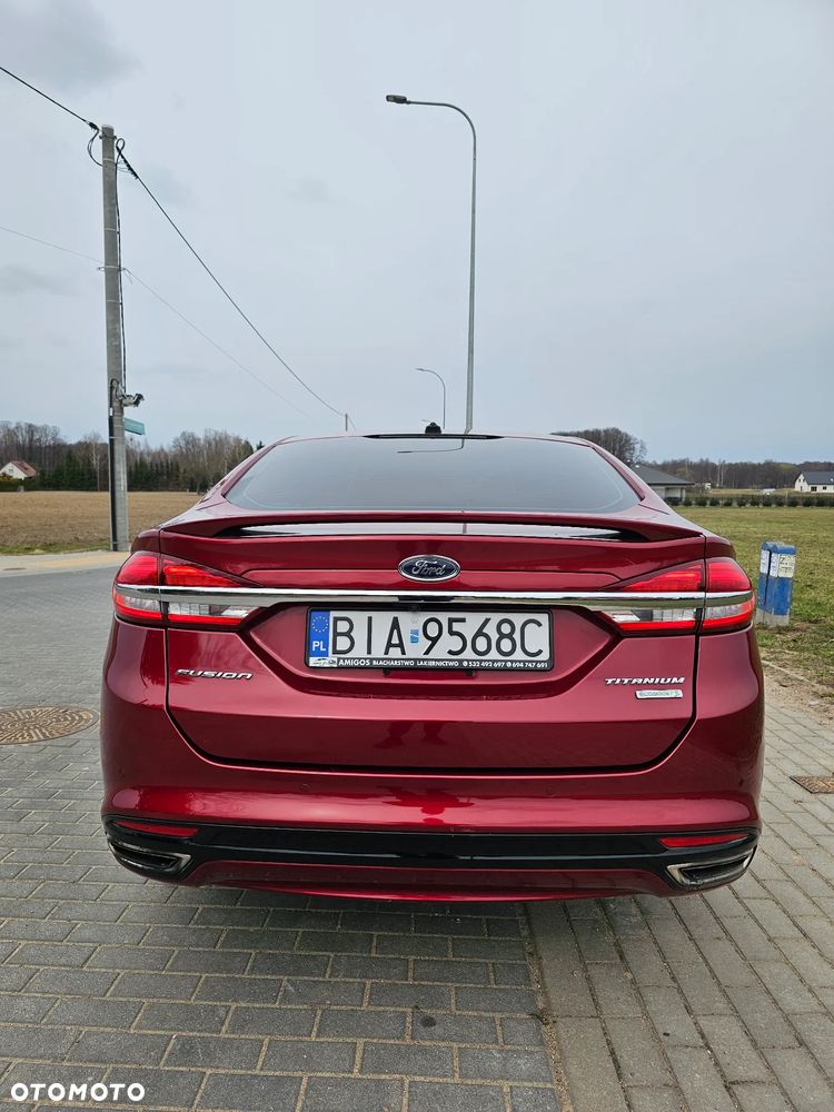 Ford Fusion - 2