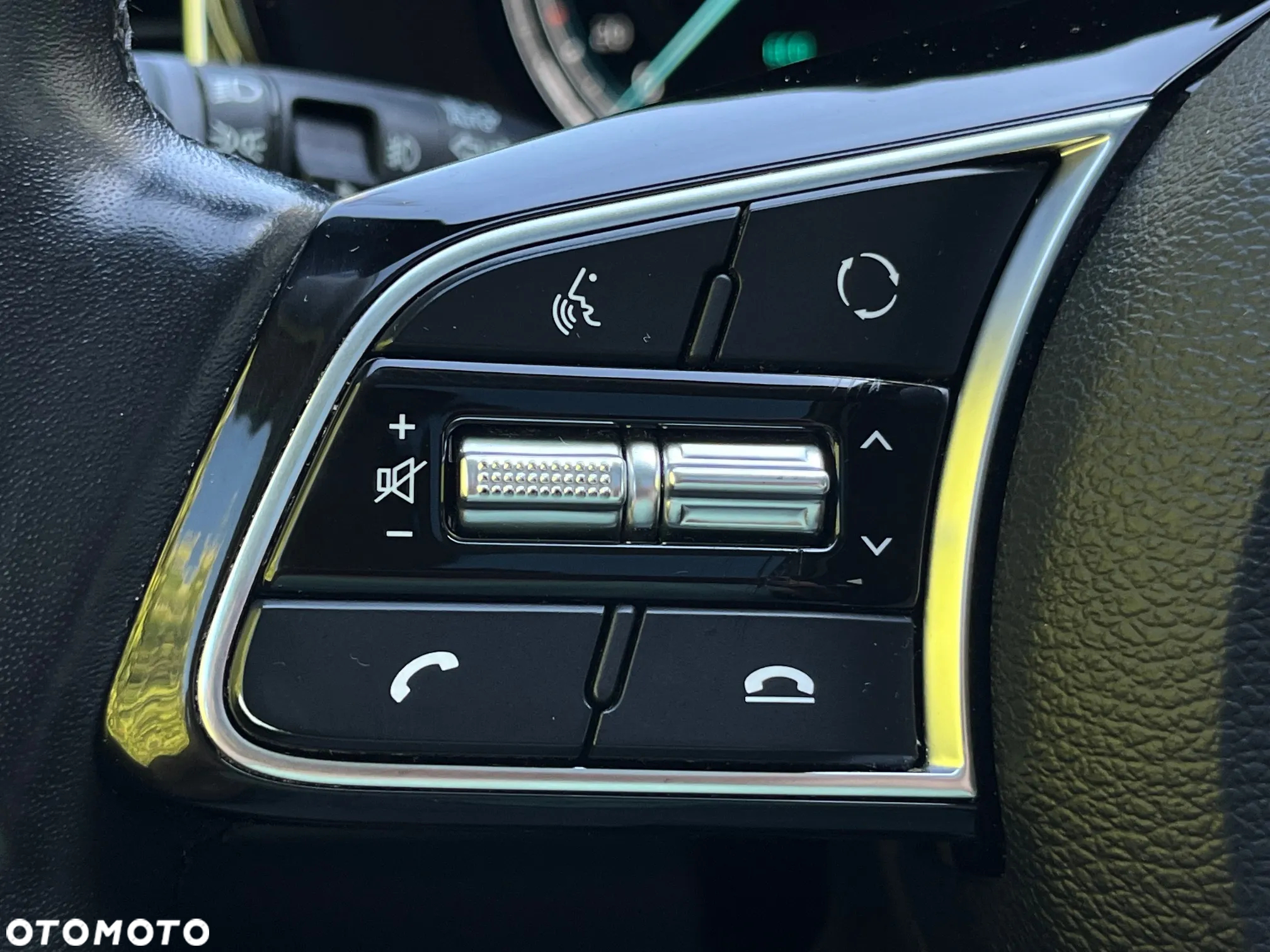 Kia XCeed 1.6 GDI PHEV L Business Line DCT - 24
