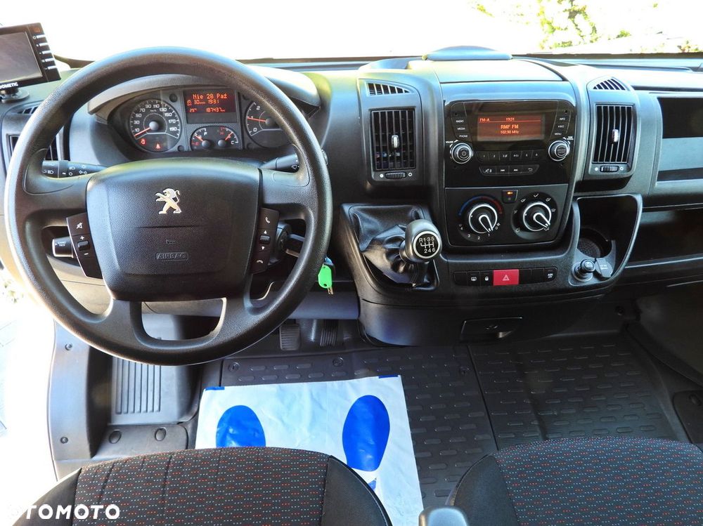 Peugeot BOXER KONTENER WINDA 8 PALET TEMPOMAT KLIMATYZACJA  130KM - 28